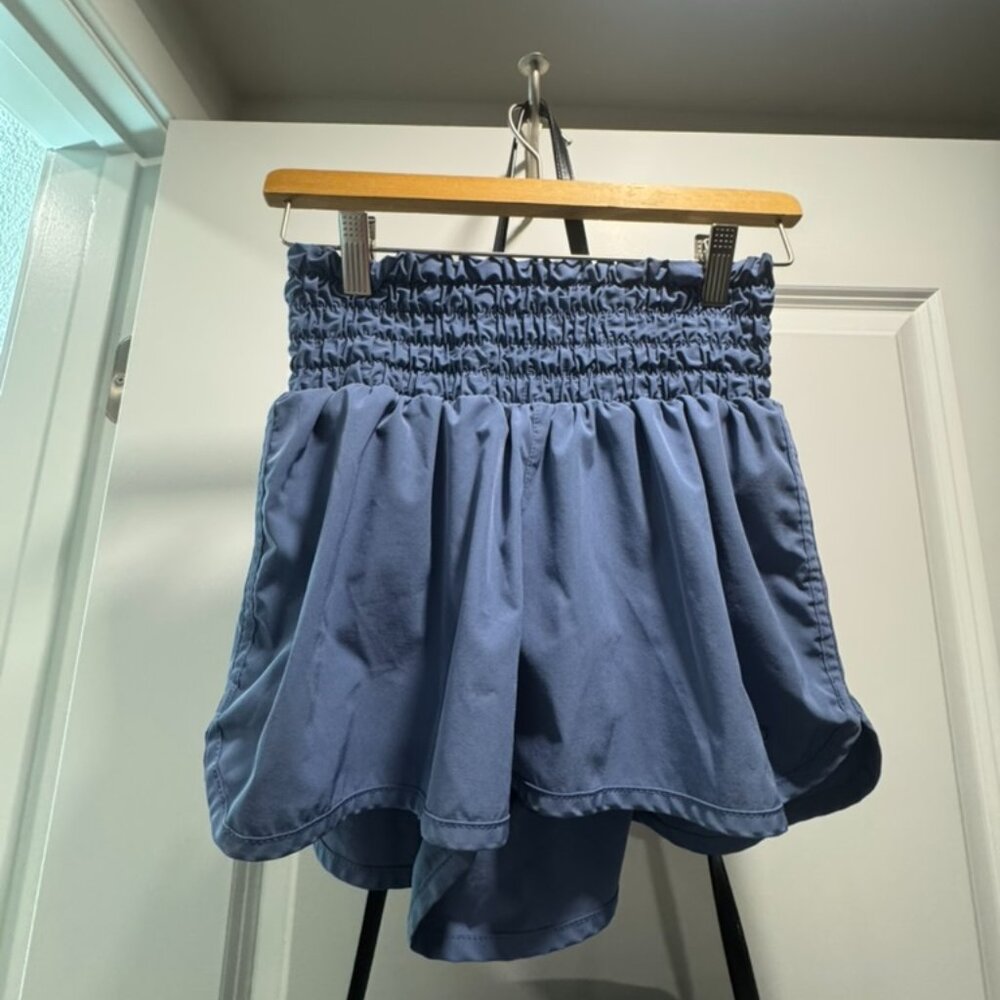 Roxy Shorts (Size Medium)